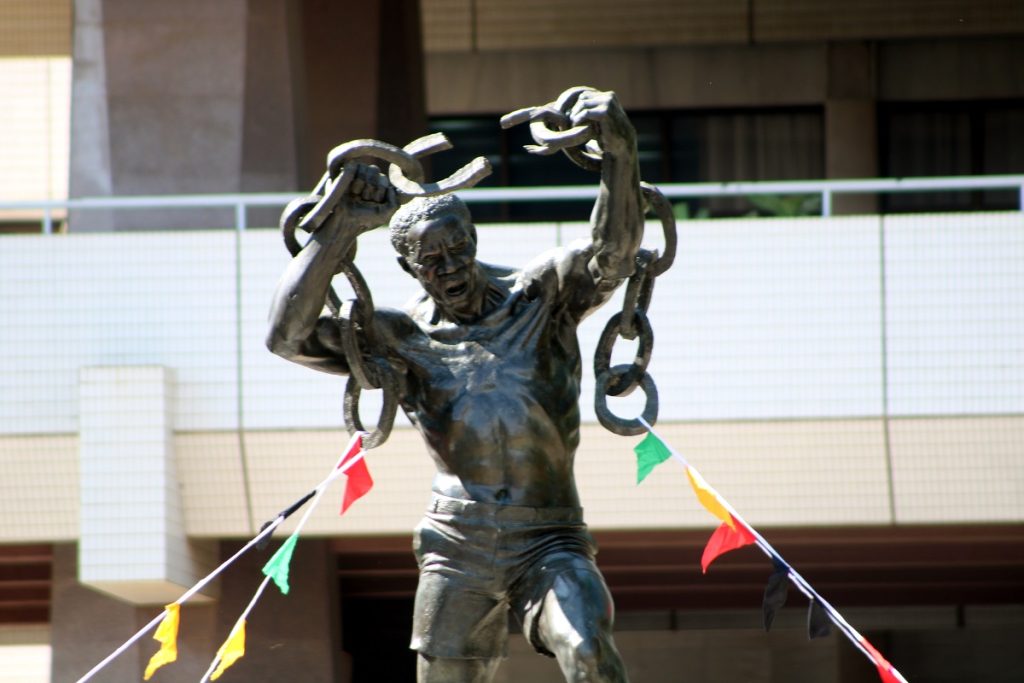 freedom-statue-government-complex-mwaba-mwila-6